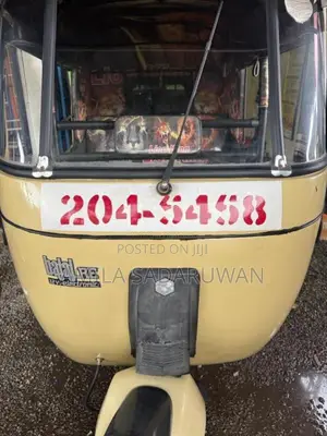 Bajaj RE 1999 Three Wheel (Used)