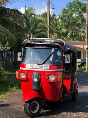 Bajaj 4 Stroke 2011 Three Wheel (Used)