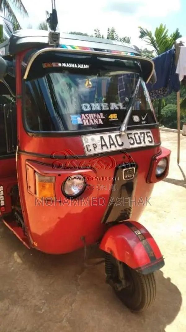 Bajaj RE 205 2012 Three Wheel (Used)