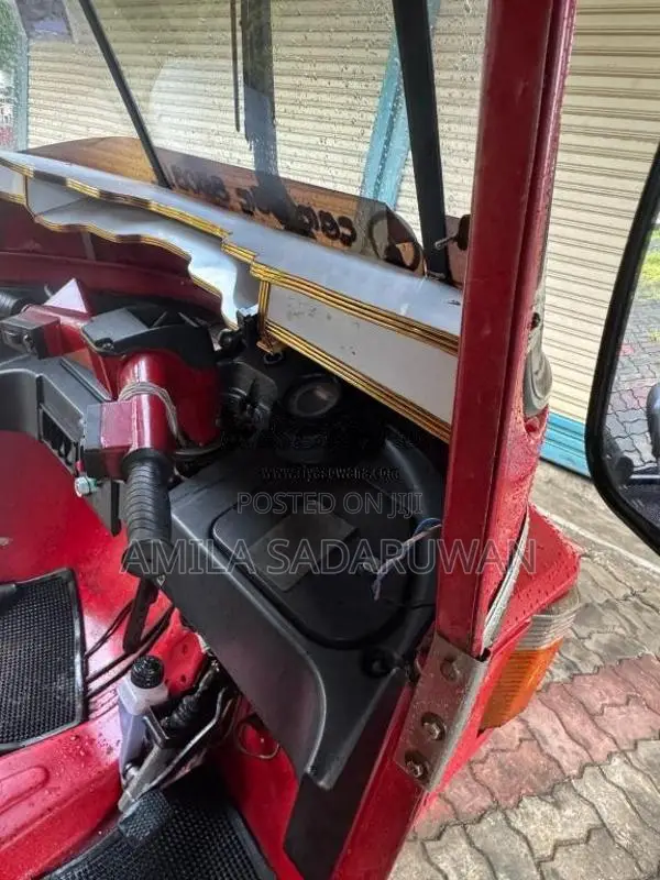 Bajaj RE 2010 Three Wheel (Used)