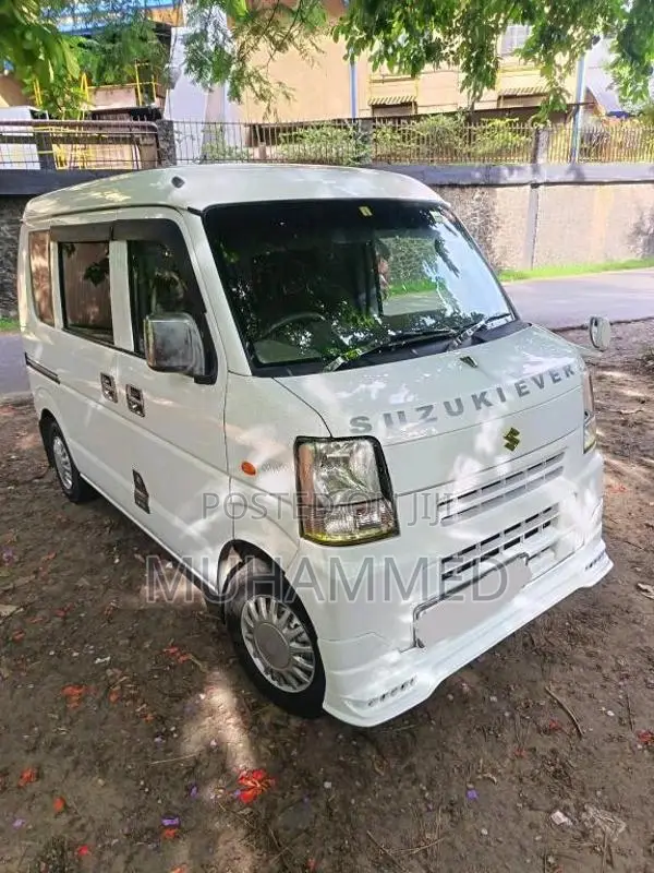 Suzuki Every 2014 Van (Used)