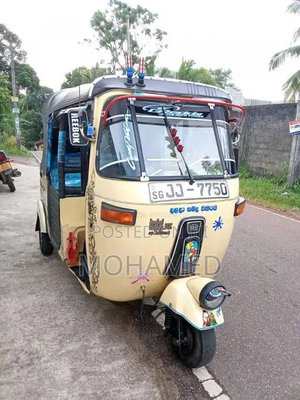 Bajaj 2 Stroke 2004 Three Wheel (Used)