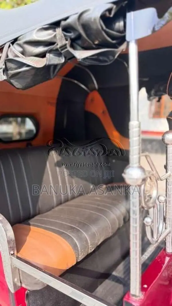 Bajaj RE 2005 Three Wheel (Used)