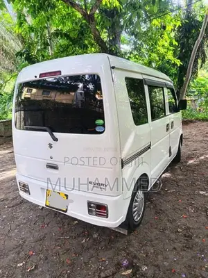 Suzuki Every 2014 Van (Used)