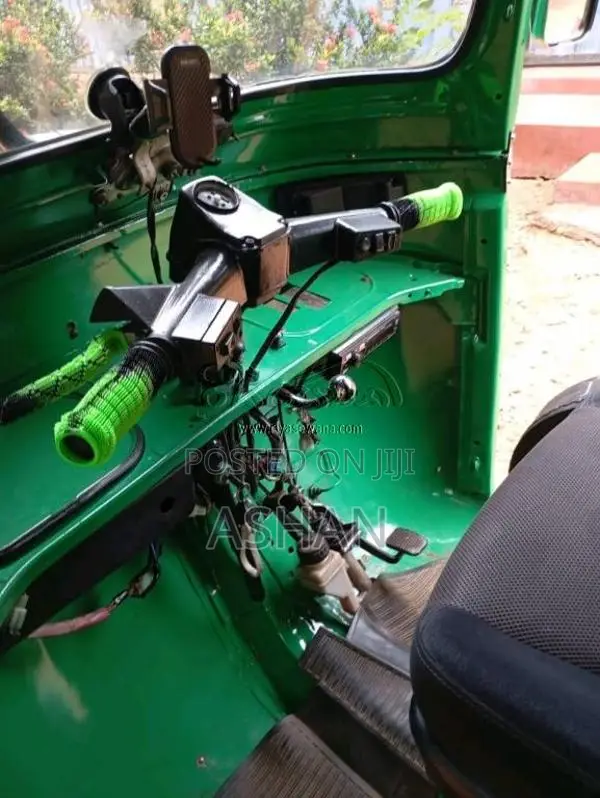 Bajaj RE 2008 Three Wheel (Used)