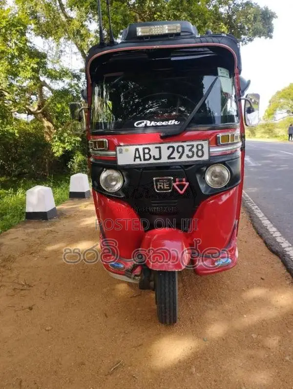 Bajaj RE 4 Stroke 2016 Three Wheel (Used)