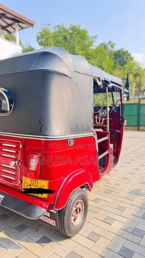 Bajaj RE 2005 Three Wheel (Used)