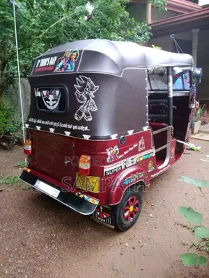 Bajaj RE 2004 Three Wheel (Used)