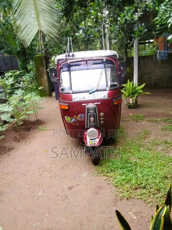 Bajaj RE 2004 Three Wheel (Used)