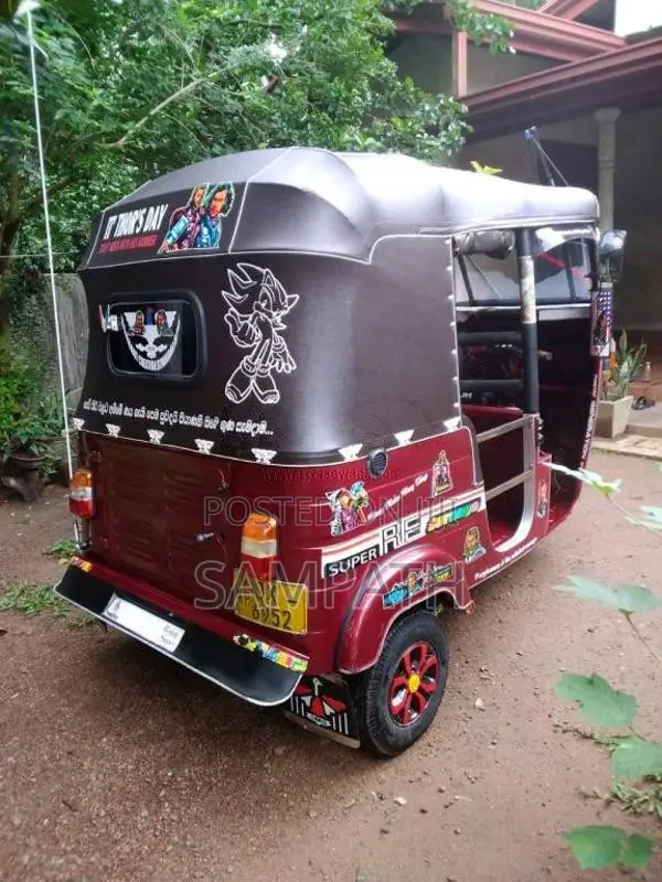 Bajaj RE 2004 Three Wheel (Used)