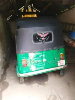 Bajaj RE 1996 Three Wheel (Used)
