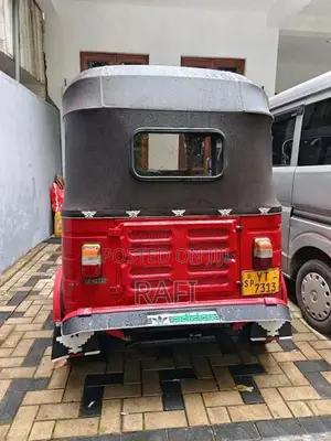 Bajaj RE 2011 Three Wheel (Used)
