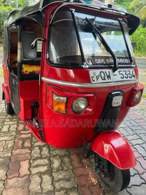 Bajaj RE 2011 Three Wheel (Used)