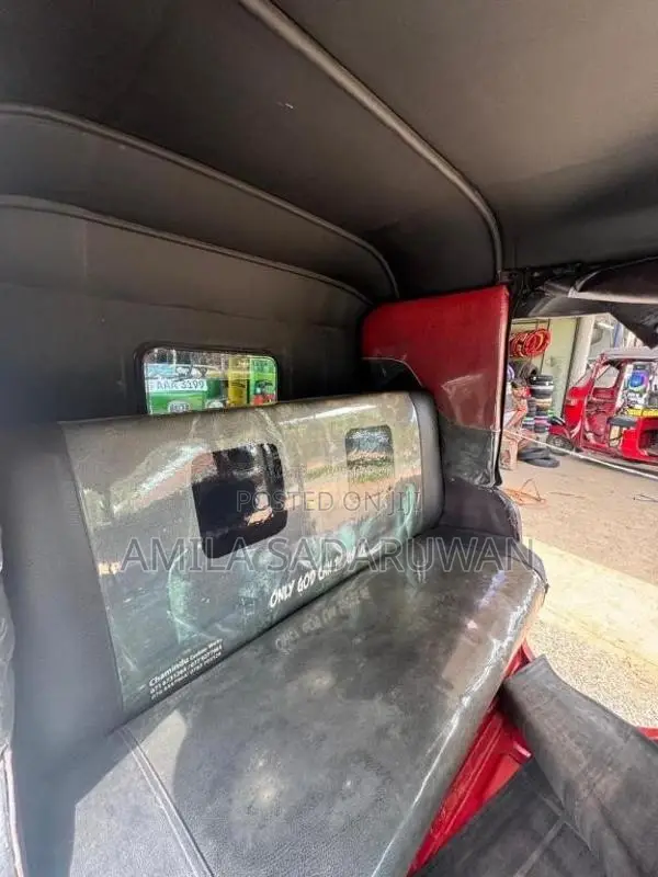 Bajaj RE 2011 Three Wheel (Used)