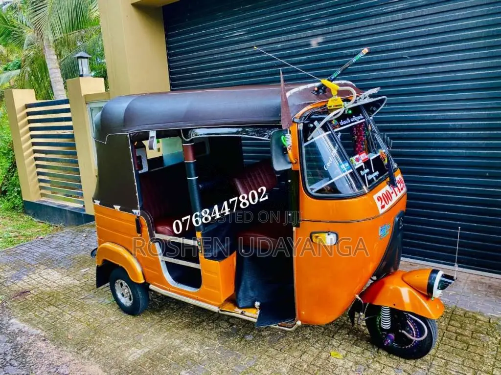 Bajaj 2 Stroke 1999 Three Wheel (Used)
