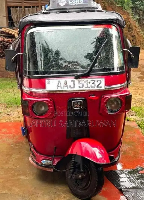 Bajaj RE 2014 Three Wheel (Used)