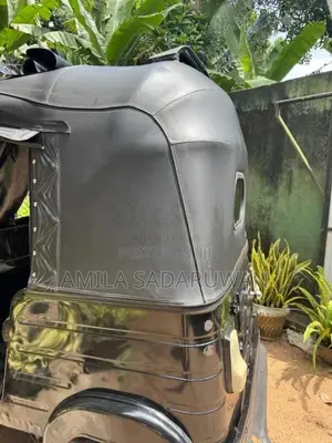 Bajaj Re 2015 Three Wheel (Used)