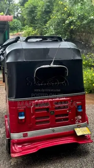 Bajaj RE 4 Stroke 2016 Three Wheel (Used)