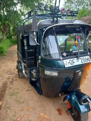 Bajaj RE 2 Stroke 2016 Three Wheel (Used)