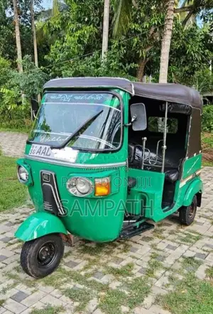 Bajaj RE 2013 Three Wheel (Used)