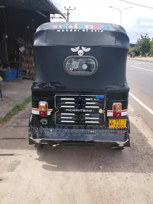 Bajaj RE 2011 Three Wheel (Used)