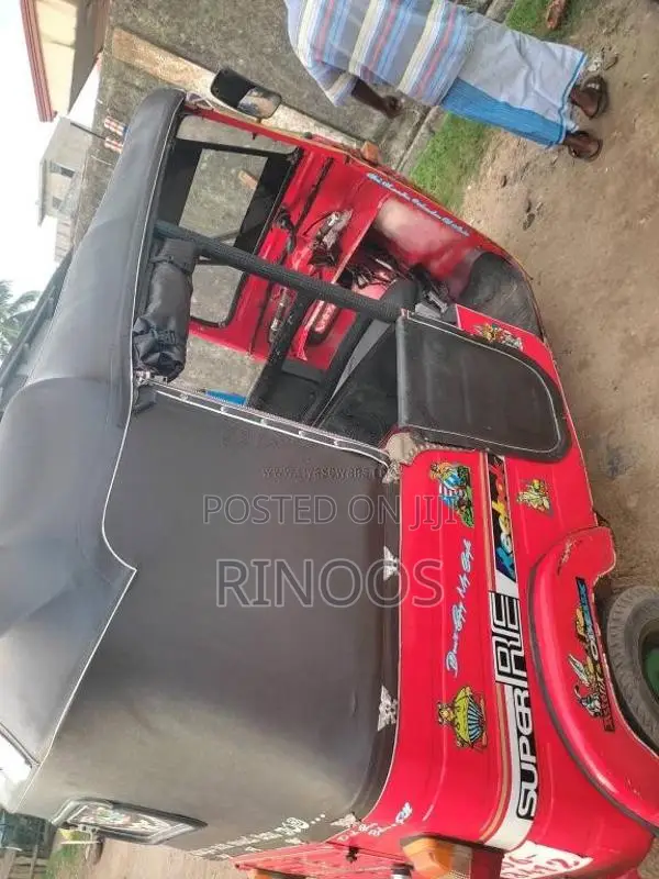 Bajaj Re 2001 Three Wheel (Used)