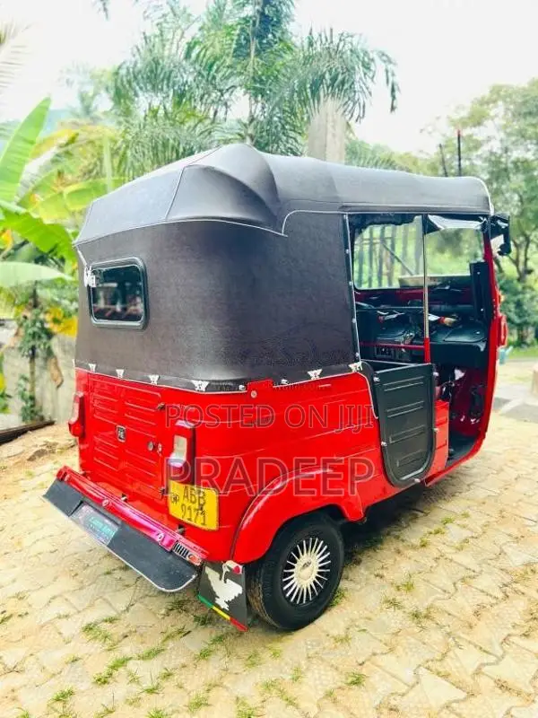 Bajaj RE 4 Stroke 2015 Three Wheel (Used)