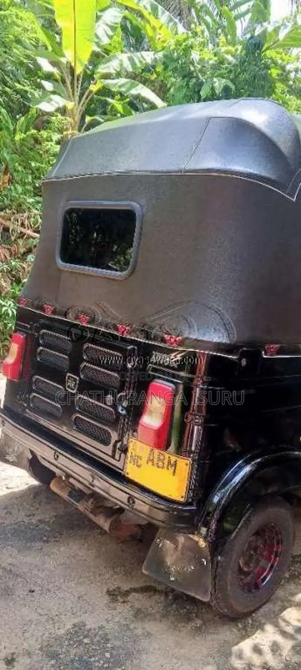 Bajaj RE 2016 Three Wheel (Used)