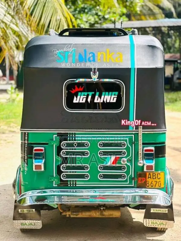 Bajaj RE 2015 Three Wheel (Used)