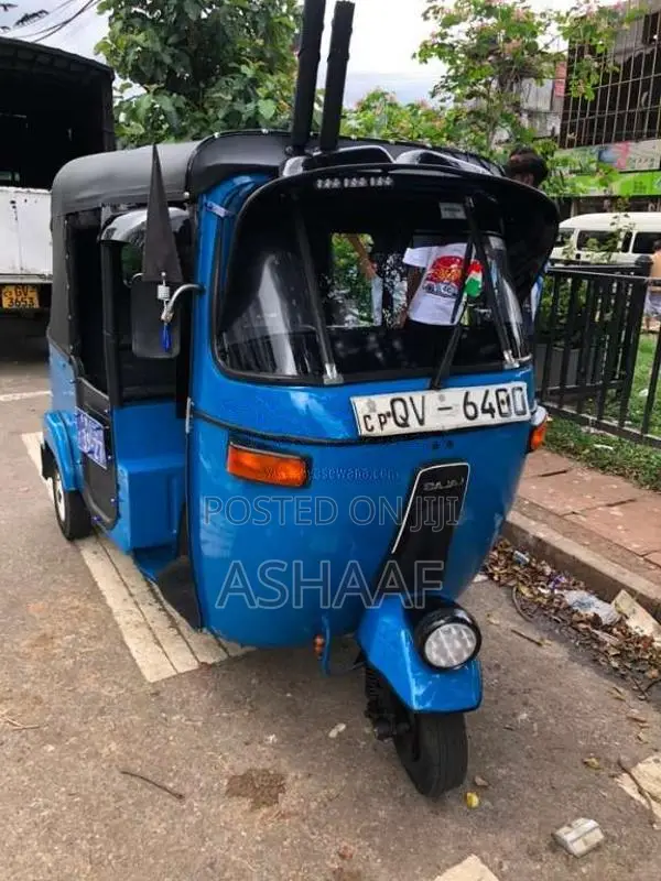 Bajaj RE 2009 Three Wheel (Used)