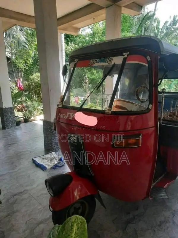 Bajaj 2 Stroke 2005 Three Wheel (Used)