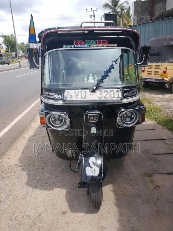 Bajaj RE 2011 Three Wheel (Used)