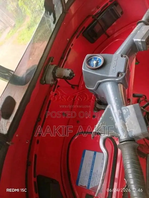 Bajaj RE 2009 Three Wheel (Used)