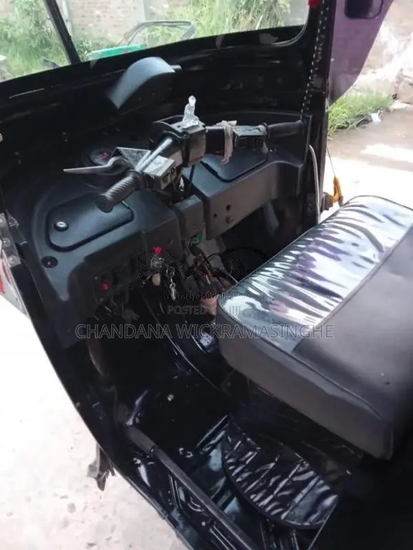 Bajaj RE 2013 Three Wheel (Used)