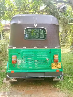 Bajaj RE 2008 Three Wheel (Used)
