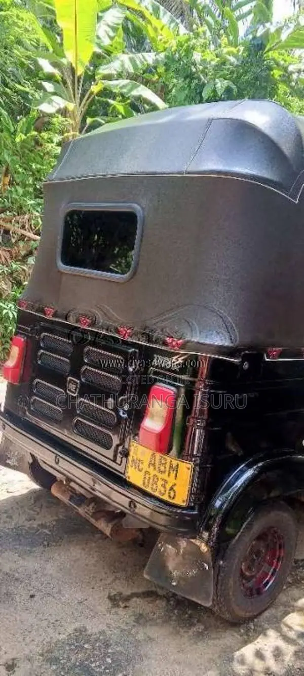 Bajaj RE 2016 Three Wheel (Used)