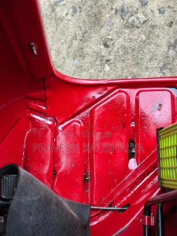 Bajaj 4 Stroke 2009 Three Wheel (Used)