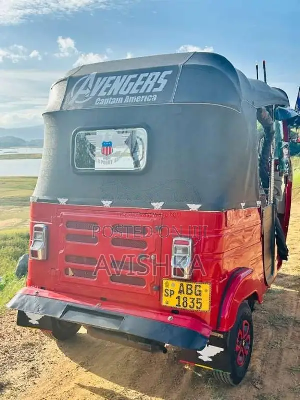 Bajaj RE 4 Stroke 2015 Three Wheel (Used)