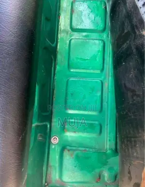 Bajaj RE 2 Stroke 2005 Three Wheel (Used)