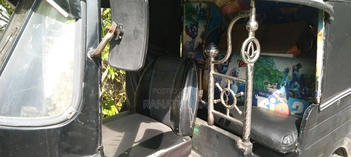 Bajaj 2 stroke 2004 Three Wheel (Used)