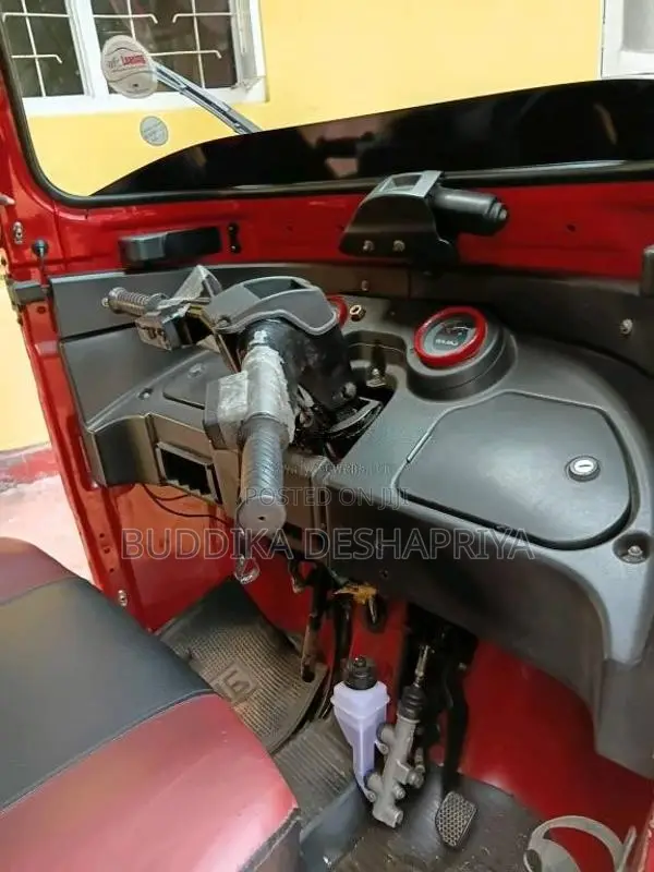 Bajaj RE 2016 Three Wheel (Used)