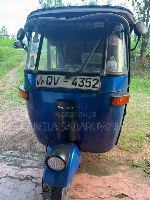 Bajaj RE 2009 Three Wheel (Used)