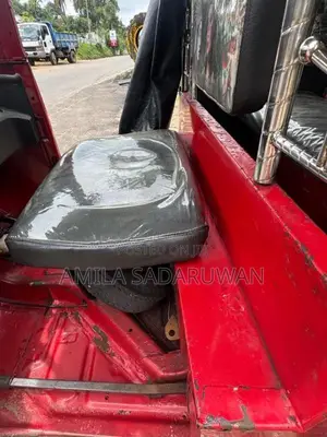 Bajaj RE 2013 Three Wheel (Used)