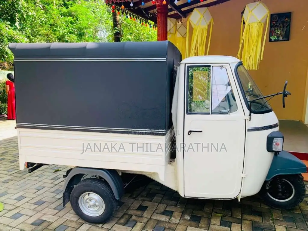 Piaggio Ape 2003 Three Wheel (Used)