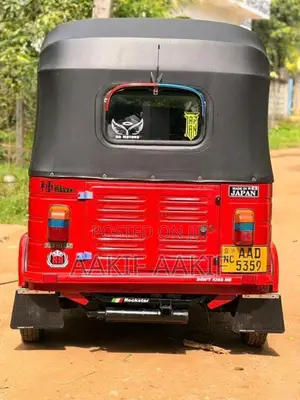 Bajaj RE 205 2012 Three Wheel (Used)
