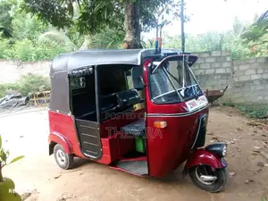 Bajaj RE 1999 Three Wheel (Used)