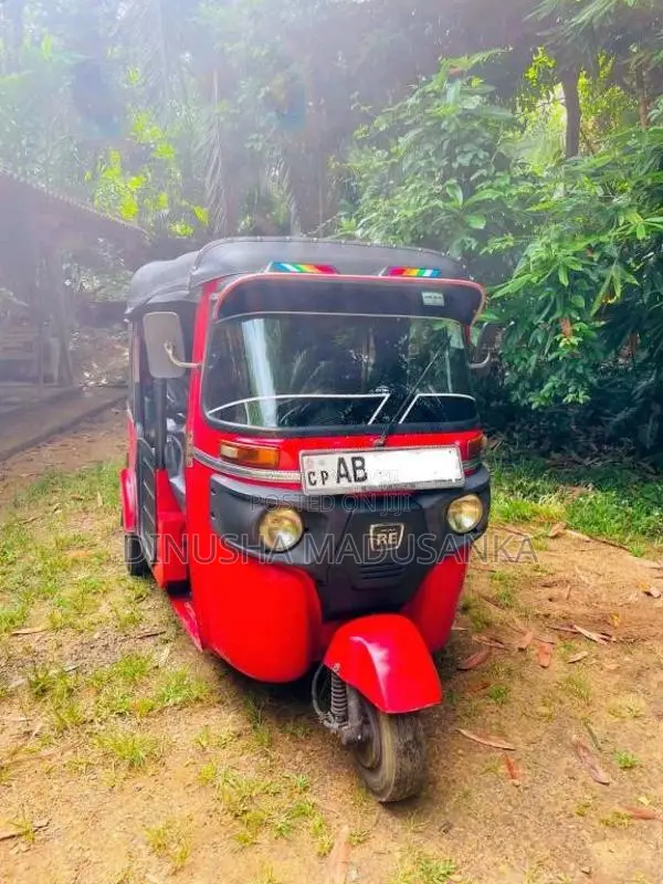 Bajaj RE 2016 Three Wheel (Used)