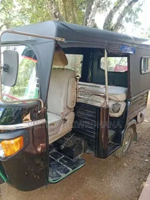 Piaggio Ape 2011 Three Wheel (Used)
