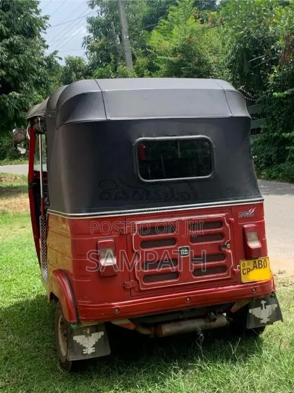 Bajaj RE 2017 Three Wheel (Used)