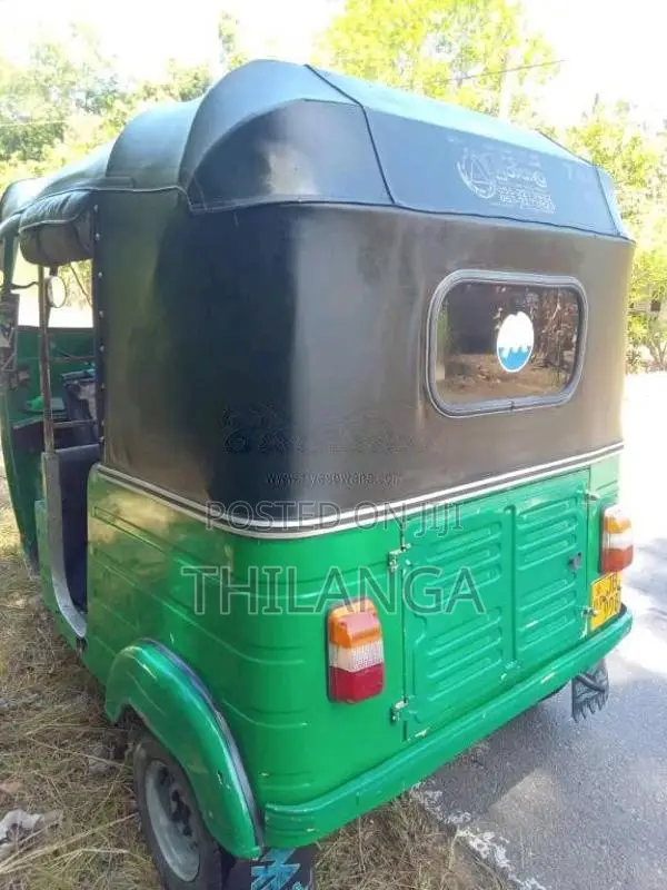 Bajaj RE 2004 Three Wheel (Used)